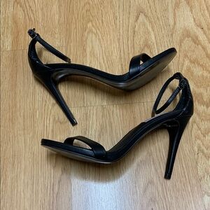 NWOT Steve Madden Black Ankle Strap Heels